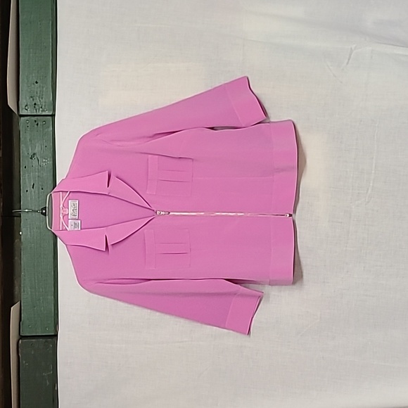 đź’ĄLAST CALLđź’ĄGOING, GOING, GONE SALE! ENDS JUNE 1stđź’Ą - Picture 2 of 9